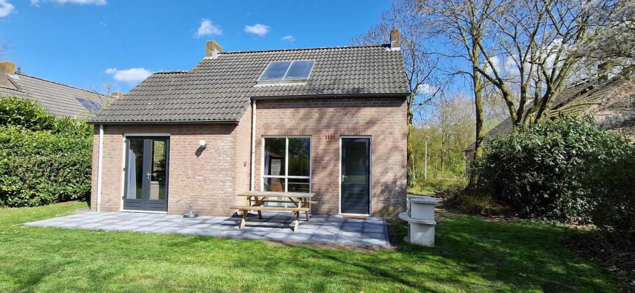 Ewijk Forestview 'Queenstown' 6 Pers Very Child-Friendly By Kawatea Cottages (Adults Only) מראה חיצוני תמונה